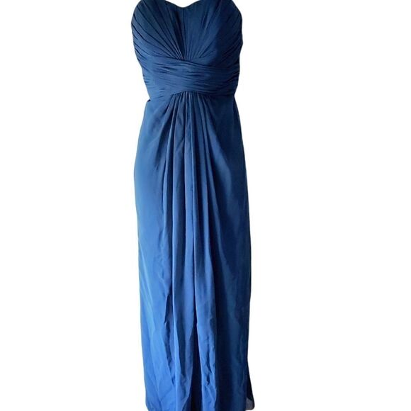 David's Bridal Crinkle Chiffon Strapless Dress Size 8 - Picture 2 of 13